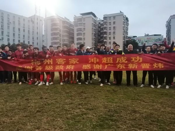 国产亚洲自拍av